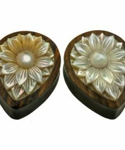 Buddha Jewelry Organics Lotus Flower Plug - Mother Of Pearl Stetched Ears